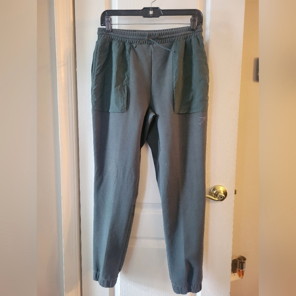 Gymshark Venture Joggers Slim Fit Sweatpants Moss Green Size Small